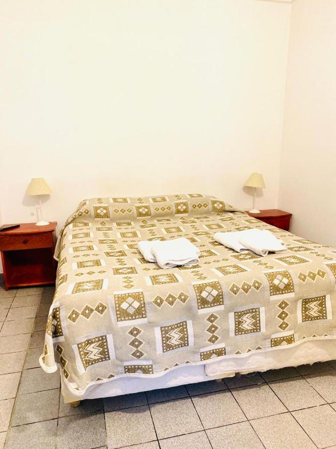 Hotel Tandil 푸에르토마드린 외부 사진