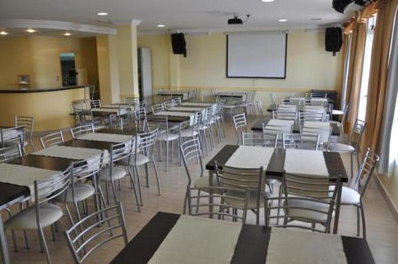 Hotel Tandil 푸에르토마드린 외부 사진